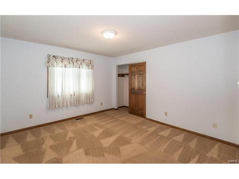 52 Waynesboro Ct, Weldon Spring, MO 63304 photo 18