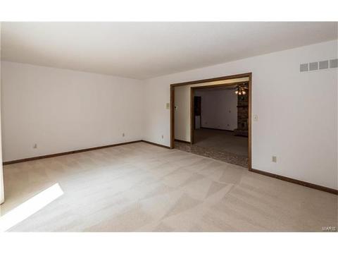 52 Waynesboro Ct, Weldon Spring, MO 63304 photo 31