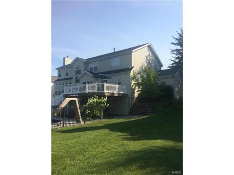 124 Timber Meadows Dr, O'fallon, MO 63368 photo 2