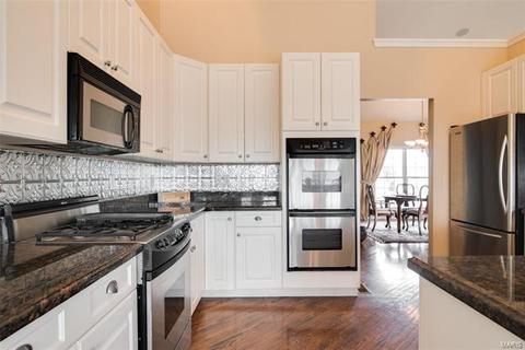 986 Stone Spring Dr, Eureka, MO 63025 photo 17