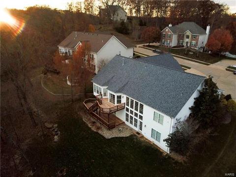 986 Stone Spring Dr, Eureka, MO 63025 photo 9