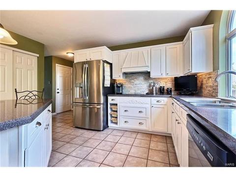 749 Charleston Oaks Dr, Ballwin, MO 63021 photo 19