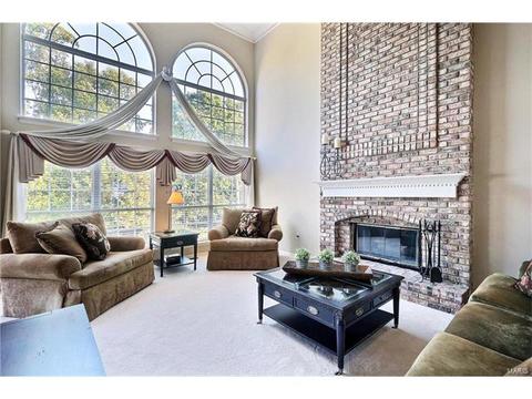 749 Charleston Oaks Dr, Ballwin, MO 63021 photo 10