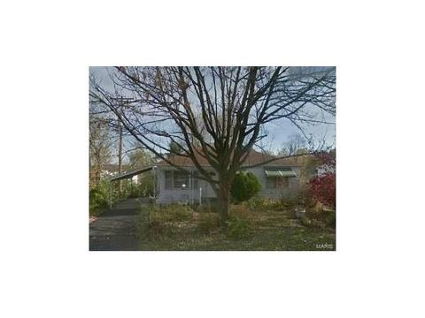 112 Solley, Ballwin, MO 63021 photo 1
