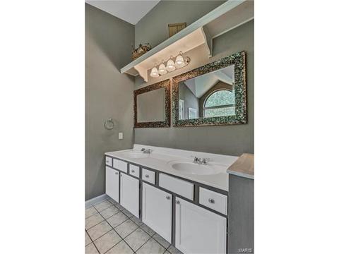 17174 Elm Trail Dr, Eureka, MO 63025 photo 17
