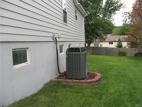 319 Westridge, O'fallon, MO 63366 photo 3