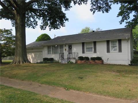 3449 Saint Clovis, Saint Ann, MO 63074 photo 1
