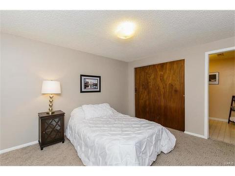838 Country Stone Dr, Ballwin, MO 63021 photo 25