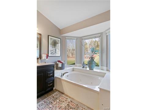 5504 Hennsley Cir, Weldon Spring, MO 63304 photo 31
