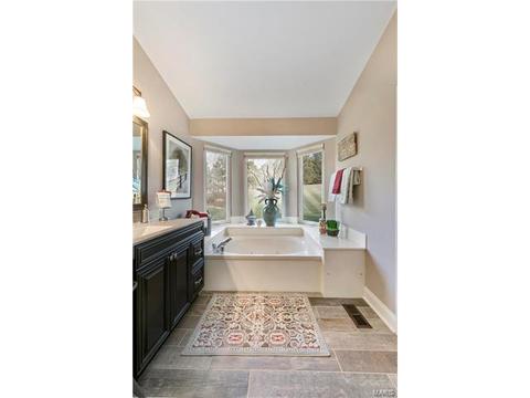 5504 Hennsley Cir, Weldon Spring, MO 63304 photo 30