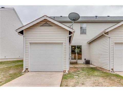 349 Heritage Commons Cir, O'fallon, MO 63368 photo 18