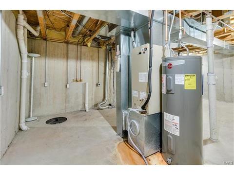 349 Heritage Commons Cir, O'fallon, MO 63368 photo 21