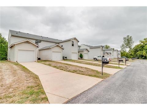 349 Heritage Commons Cir, O'fallon, MO 63368 photo 17