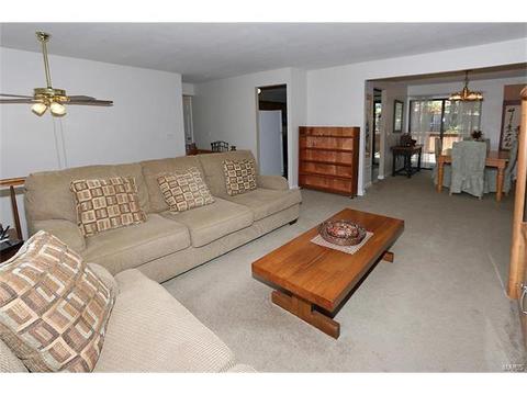 101 S Edward Ct, Eureka, MO 63025 photo 5