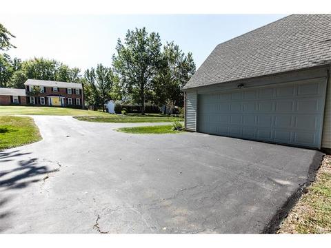 927 Del Ebro Dr, Ballwin, MO 63011 photo 26
