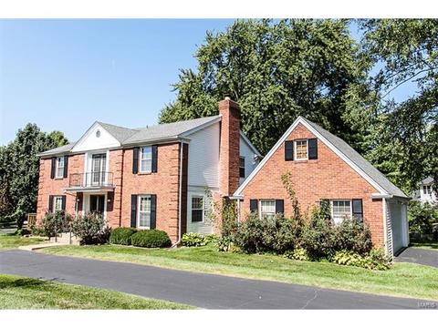 927 Del Ebro Dr, Ballwin, MO 63011 photo 1