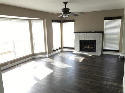 1 Royalltrail, O'fallon, MO 63368 photo 3
