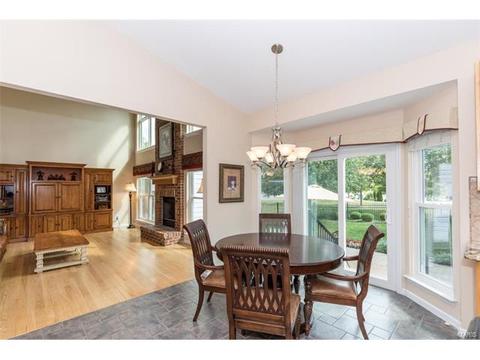 748 Stoney Creek Ln, Ballwin, MO 63021 photo 14