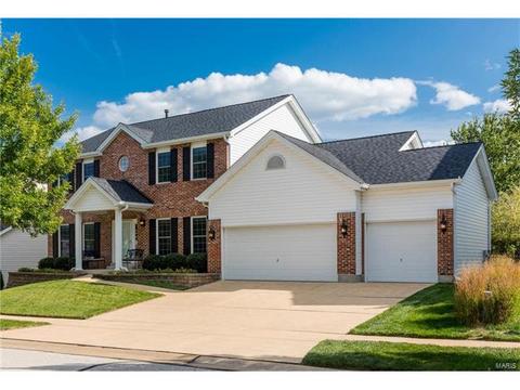 748 Stoney Creek Ln, Ballwin, MO 63021 photo 1