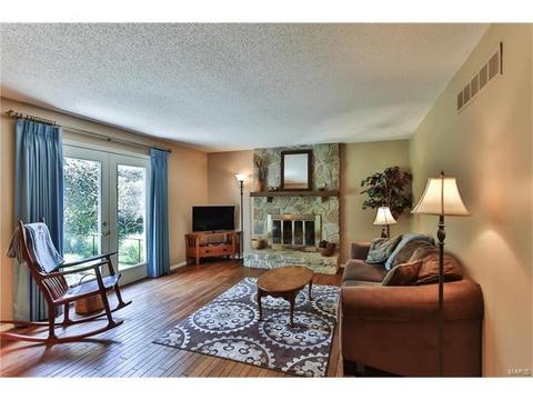 152 Lucerne Place Dr, Ballwin, MO 63011 photo 7