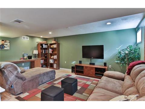 152 Lucerne Place Dr, Ballwin, MO 63011 photo 28