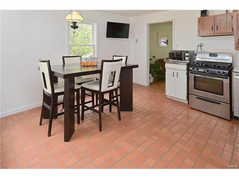 203 E Jackson, Saint Louis, MO 63119 photo 14