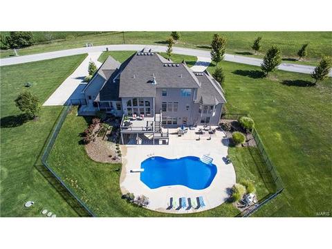 900 Stonecastle Dr, O'fallon, MO 63366 photo 6