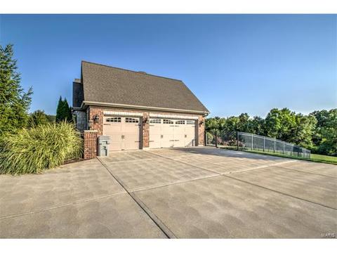 900 Stonecastle Dr, O'fallon, MO 63366 photo 16