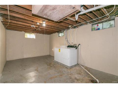 419 Day Dr, Saint Louis, MO 63135 photo 22
