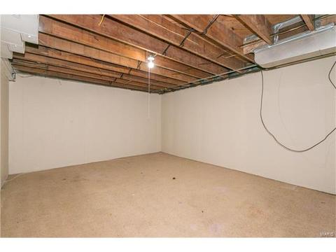 419 Day Dr, Saint Louis, MO 63135 photo 19