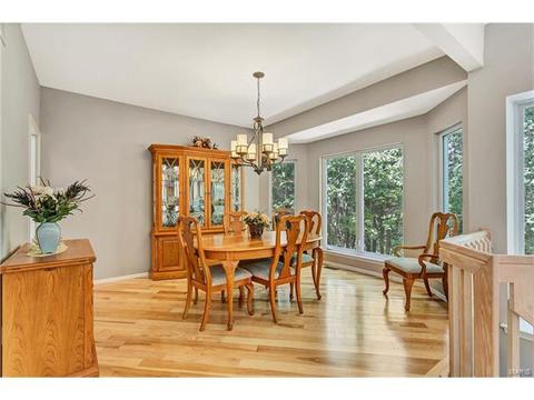 802 Pineview Trails Ct, Ballwin, MO 63021 photo 9