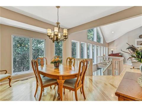 802 Pineview Trails Ct, Ballwin, MO 63021 photo 10