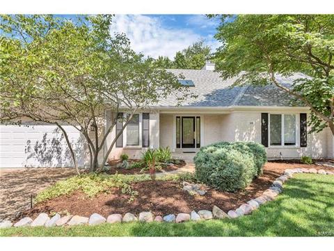 802 Pineview Trails Ct, Ballwin, MO 63021 photo 2
