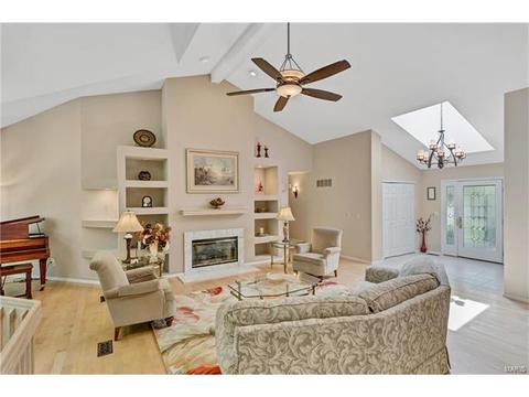 802 Pineview Trails Ct, Ballwin, MO 63021 photo 5