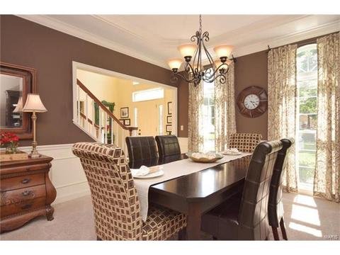 7 Roseberry Topping Ct, Weldon Spring, MO 63304 photo 4