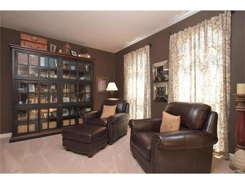 7 Roseberry Topping Ct, Weldon Spring, MO 63304 photo 6