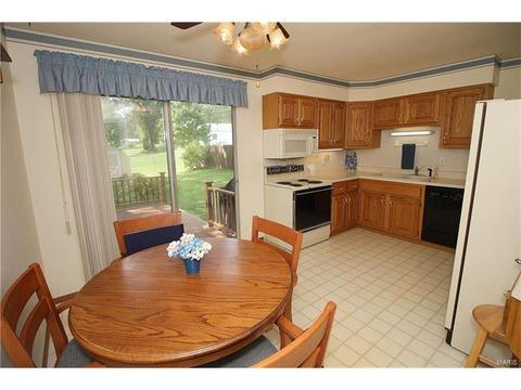 449 Fairview, Ballwin, MO 63021 photo 5