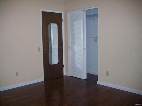 956 Barbizon Dr, Ballwin, MO 63021 photo 17