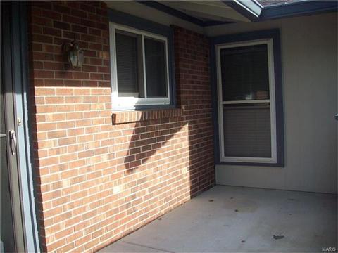 956 Barbizon Dr, Ballwin, MO 63021 photo 38