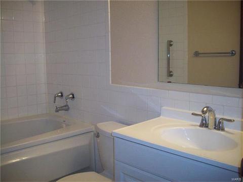 956 Barbizon Dr, Ballwin, MO 63021 photo 28