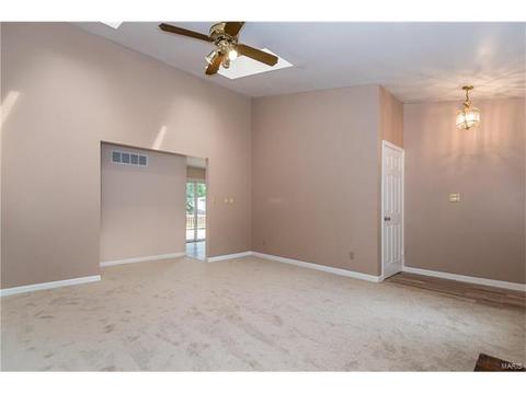 863 Spring Hill Farm Dr, Ballwin, MO 63021 photo 6