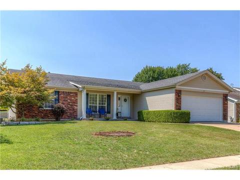 149 Rockaway Dr, O'fallon, MO 63368 photo 2