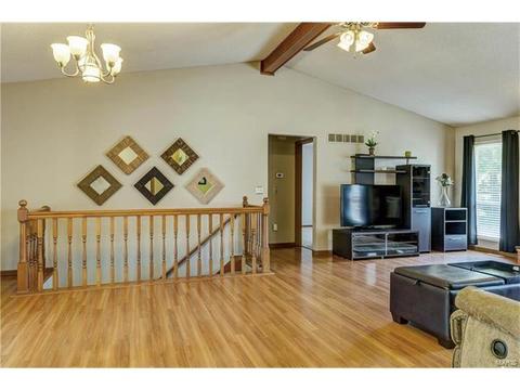 149 Rockaway Dr, O'fallon, MO 63368 photo 5