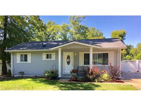 802 Rauscher Dr, Ballwin, MO 63011 photo 2