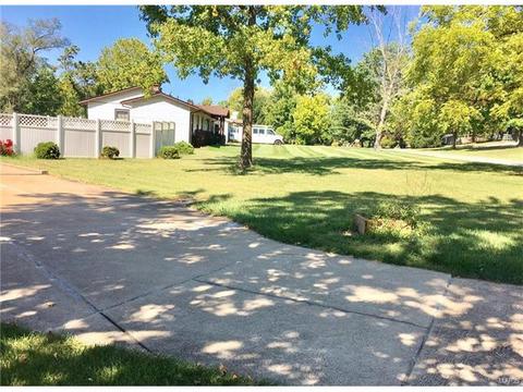 802 Rauscher Dr, Ballwin, MO 63011 photo 36