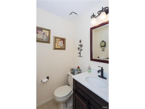 711 Trago Crk, Ballwin, MO 63021 photo 13