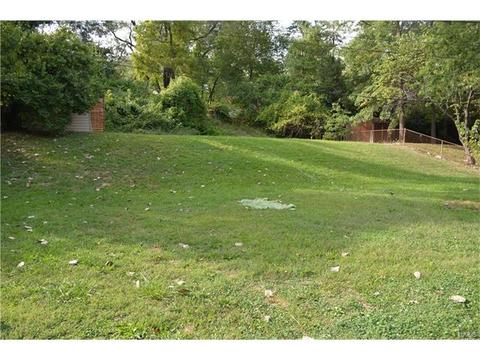 243 Ries Rd, Ballwin, MO 63021 photo 2