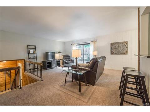 1412 Autumn Leaf, Ballwin, MO 63021 photo 3