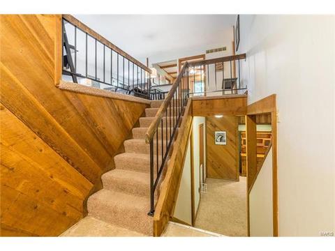 1412 Autumn Leaf, Ballwin, MO 63021 photo 2