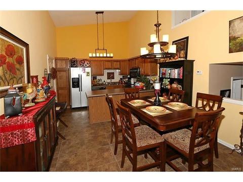 224 Kehrs Mill Trl, Ballwin, MO 63011 photo 7